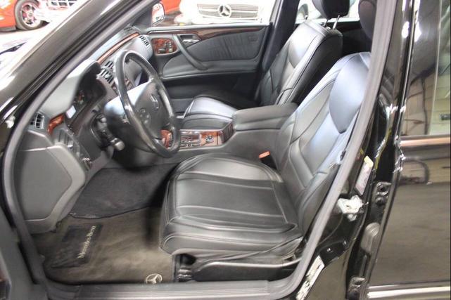 Photo of 2001 Black Mercedes-Benz E-Class