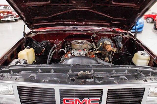 Photo of 1986 Brandy Wine Metallic Chevrolet C10/K10