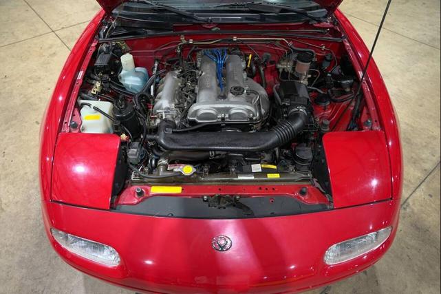 Photo of 1996 Red Mazda MX-5 Miata