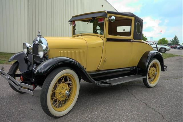 Photo of 1928 Yellow Ford Model A