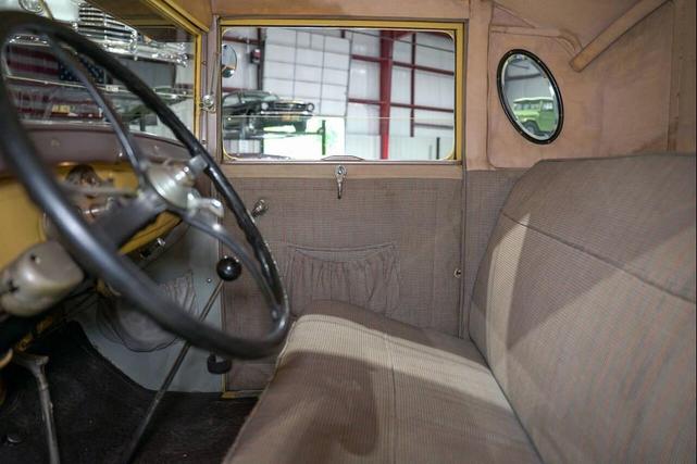Photo of 1928 Yellow Ford Model A