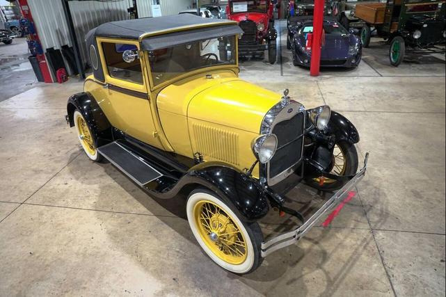 Photo of 1928 Yellow Ford Model A