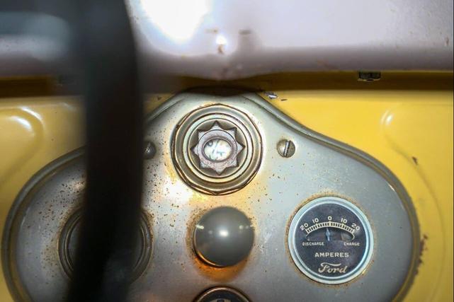 Photo of 1928 Yellow Ford Model A