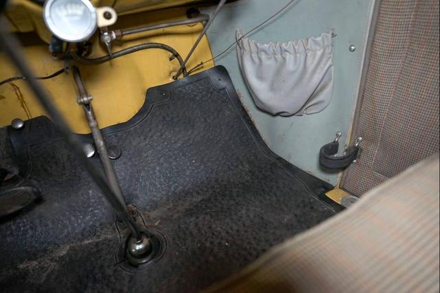 Photo of 1928 Yellow Ford Model A