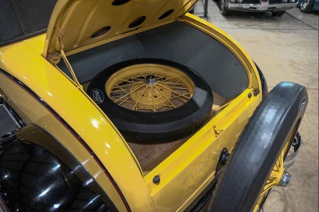 Photo of 1928 Yellow Ford Model A