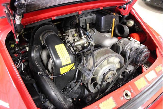 Photo of 1984 Red Porsche 911