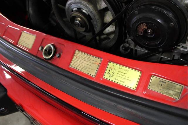 Photo of 1984 Red Porsche 911