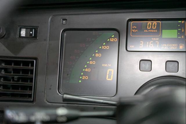 Photo of 1985 Silver Chevrolet Corvette