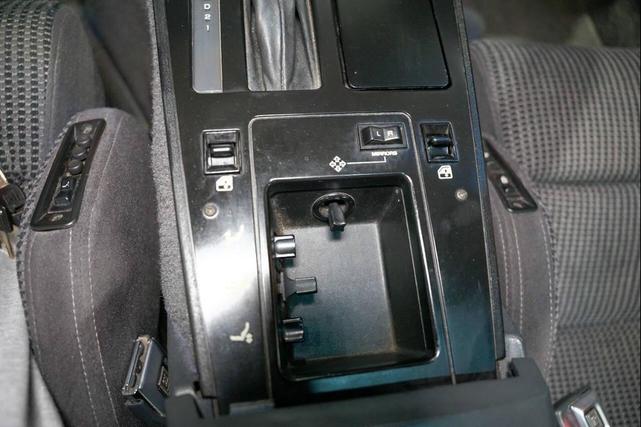 Photo of 1985 Silver Chevrolet Corvette