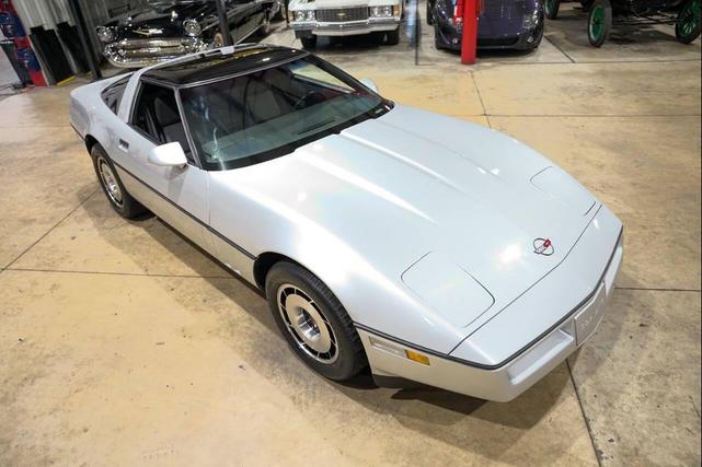 Photo of 1985 Silver Chevrolet Corvette