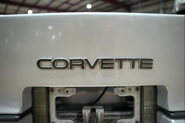 Photo of 1985 Silver Chevrolet Corvette