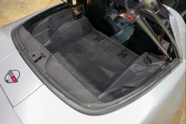 Photo of 1985 Silver Chevrolet Corvette