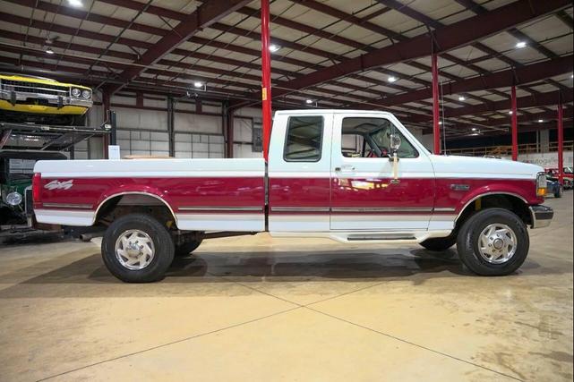Photo of 1995 White Ford F-250