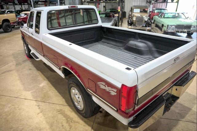 Photo of 1995 White Ford F-250