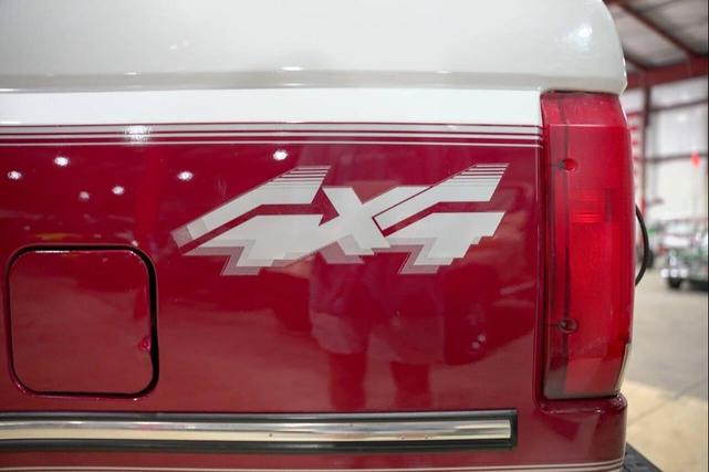 Photo of 1995 White Ford F-250