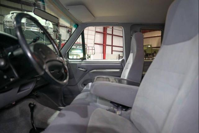 Photo of 1995 White Ford F-250