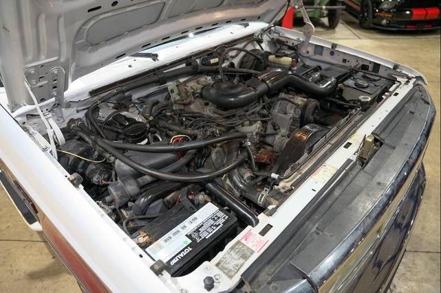 Photo of 1995 White Ford F-250