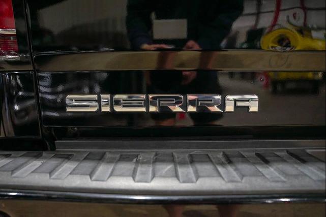 Photo of 2017 Black GMC Sierra 1500