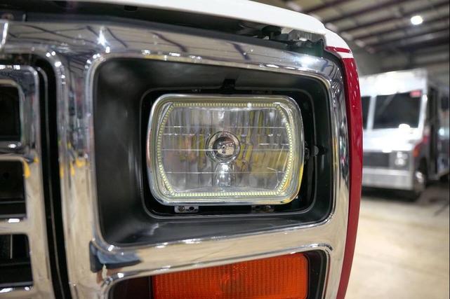 Photo of 1985 Red Ford Bronco