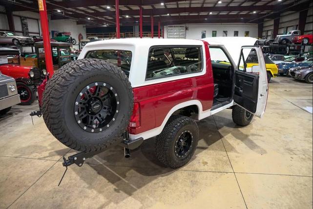 Photo of 1985 Red Ford Bronco