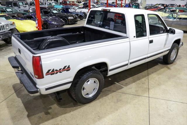 Photo of 1998 White GMC Sierra 1500