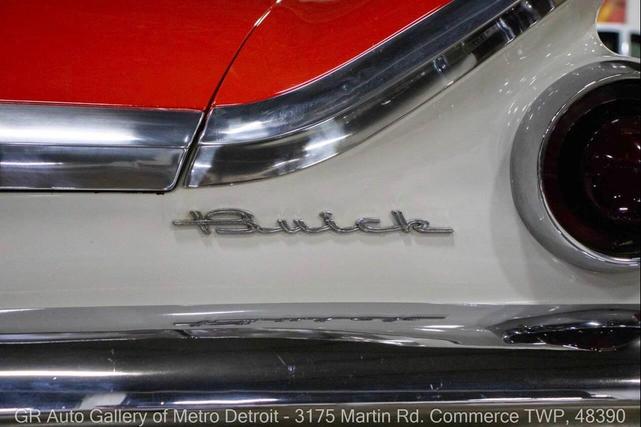 Photo of 1959 Artic White and Tampico Red Buick LeSabre