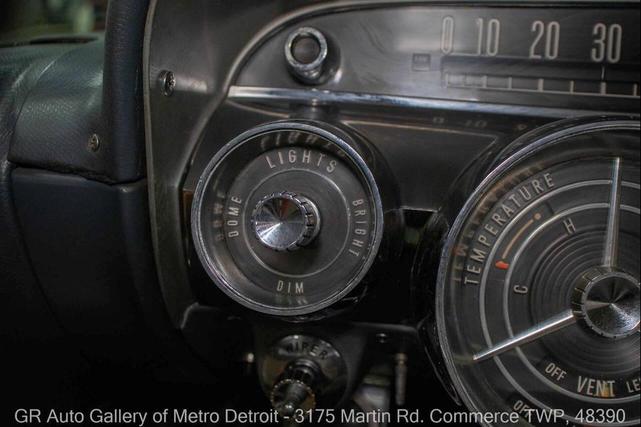 Photo of 1959 Artic White and Tampico Red Buick LeSabre