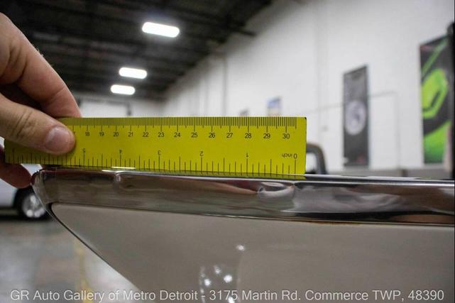 Photo of 1959 Artic White and Tampico Red Buick LeSabre