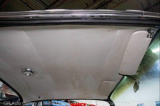 Photo of 1959 Artic White and Tampico Red Buick LeSabre