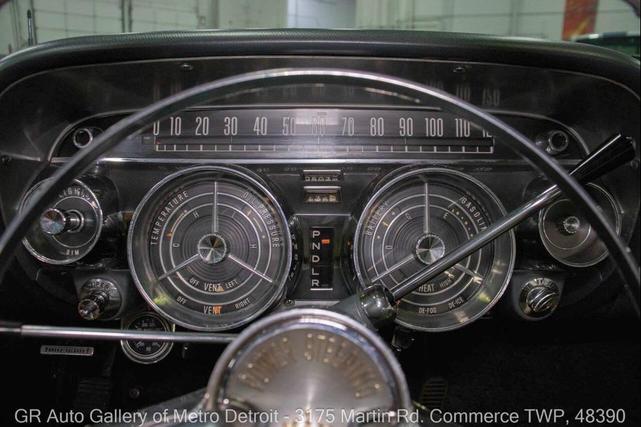 Photo of 1959 Artic White and Tampico Red Buick LeSabre