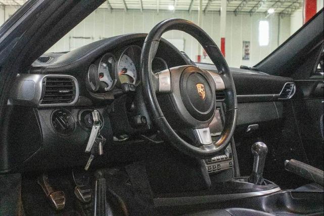 Photo of 2006 Black Porsche 911