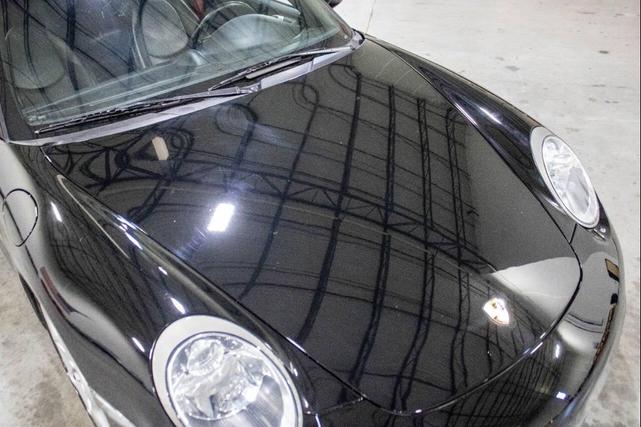 Photo of 2006 Black Porsche 911
