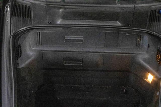 Photo of 2006 Black Porsche 911