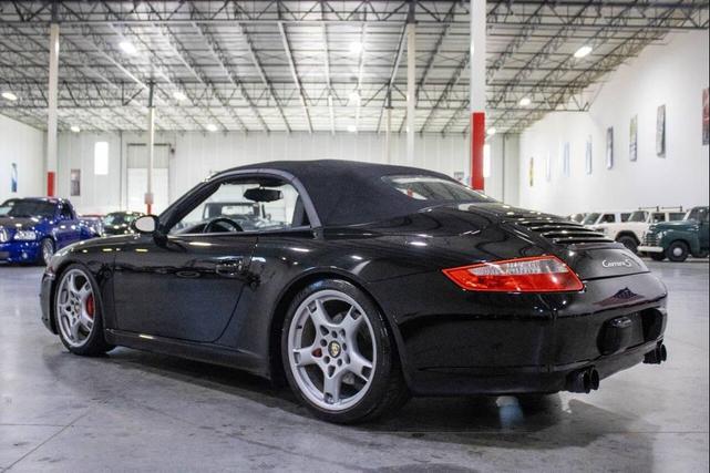 Photo of 2006 Black Porsche 911