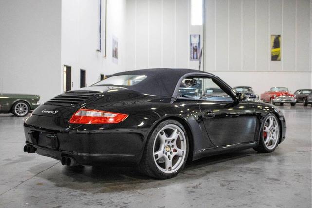 Photo of 2006 Black Porsche 911