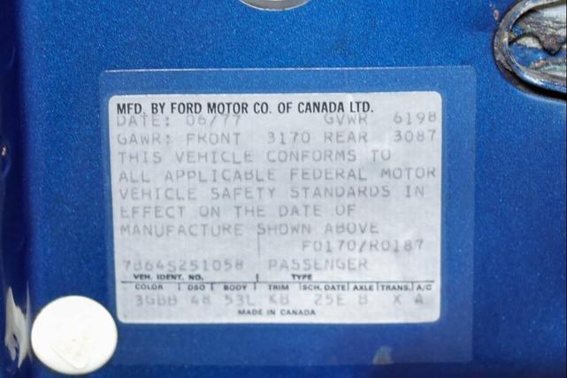 Photo of 1977 Blue Ford LTD
