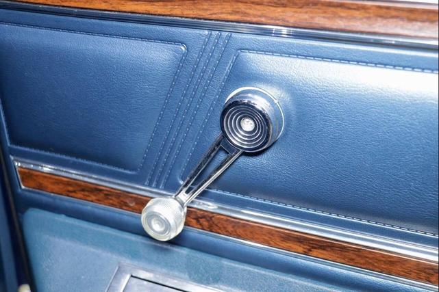 Photo of 1977 Blue Ford LTD