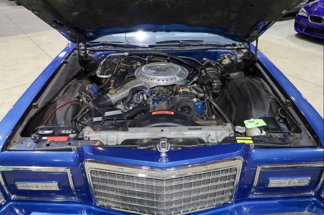 Photo of 1977 Blue Ford LTD