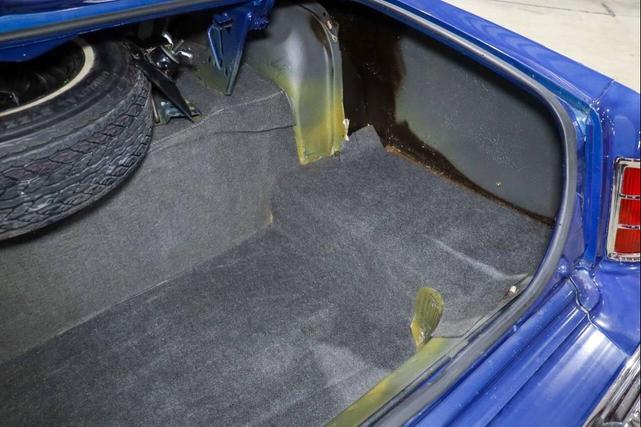 Photo of 1977 Blue Ford LTD