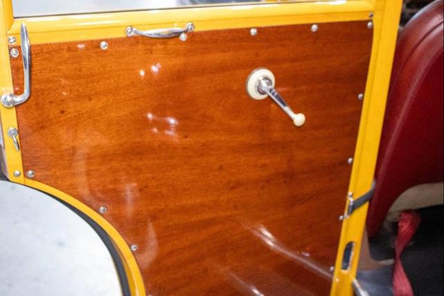 Photo of 1946 Blue/Green Mercury Eight