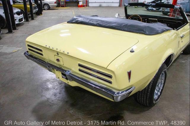 Photo of 1968 Mayfair Maize Yellow Pontiac Firebird