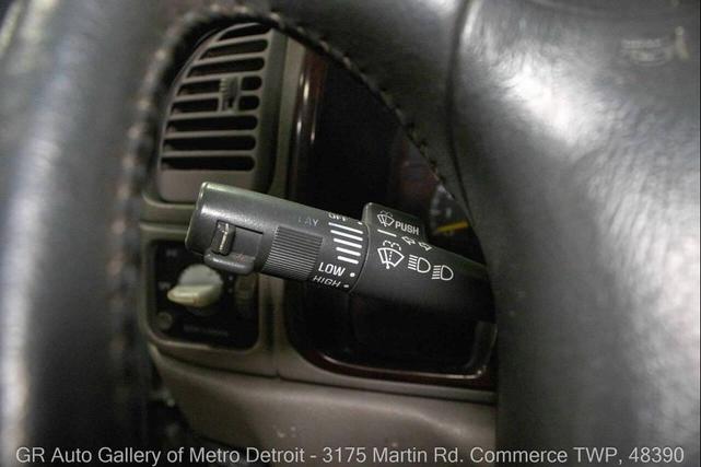 Photo of 1996 Gray Chevrolet Tahoe