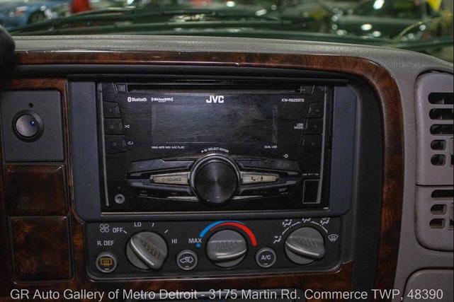 Photo of 1996 Gray Chevrolet Tahoe