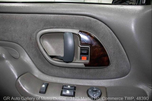 Photo of 1996 Gray Chevrolet Tahoe