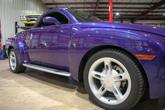 Photo of 2004 Purple Chevrolet SSR