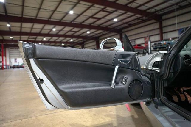Photo of 2004 Silver Dodge Viper