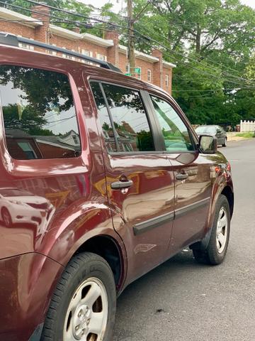 Photo of 2013 Burgundy Honda Pilot