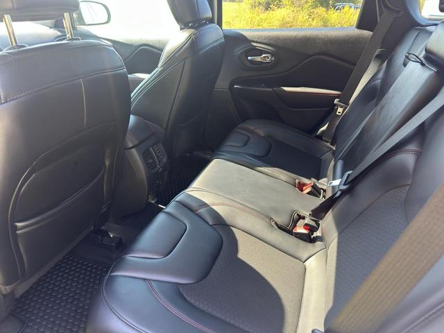 Photo of 2020 Billet Silver Metallic Clearcoat Jeep Cherokee
