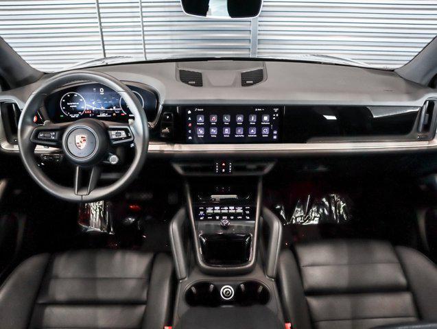 Photo of 2025 Chromite Black Porsche Cayenne
