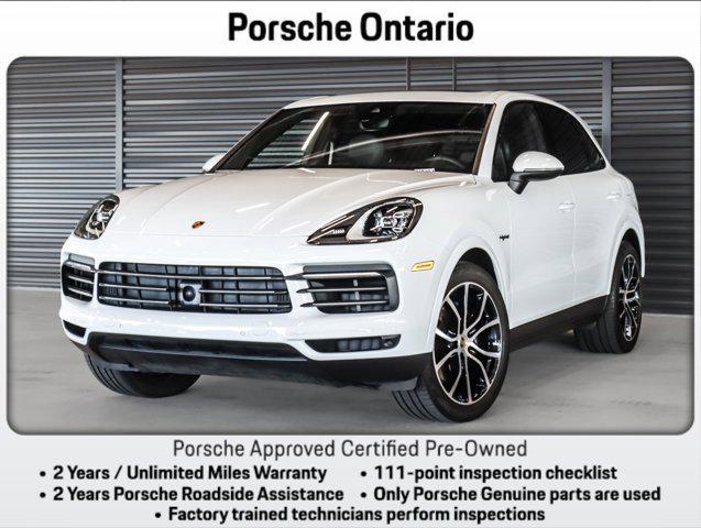 Photo of 2023 Carrara Wht Porsche Cayenne